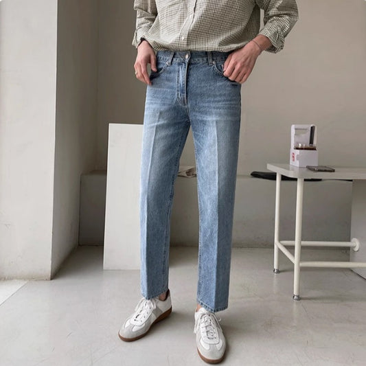 Advanced casual cropped denim pants.