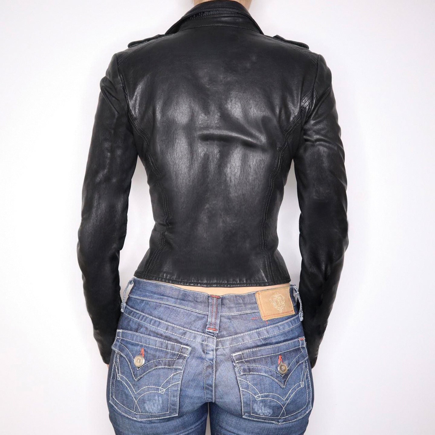 Waist-slimming leather jacket