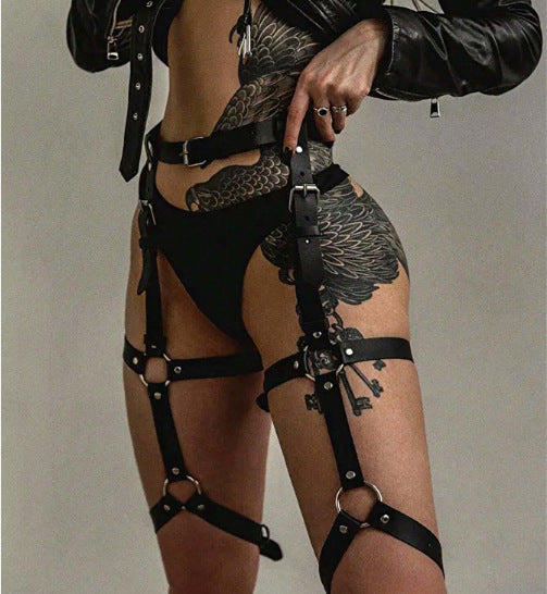 Adjustable belt enhancing temptation.
