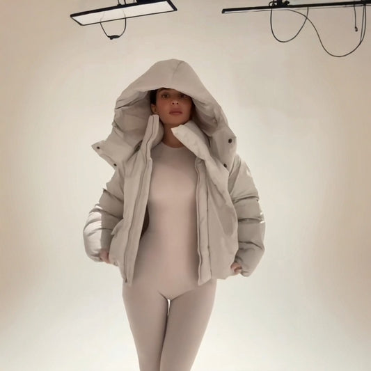 Cotton coat with detachable hood and zipper